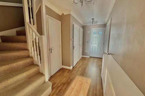 new hallway pic.jpg