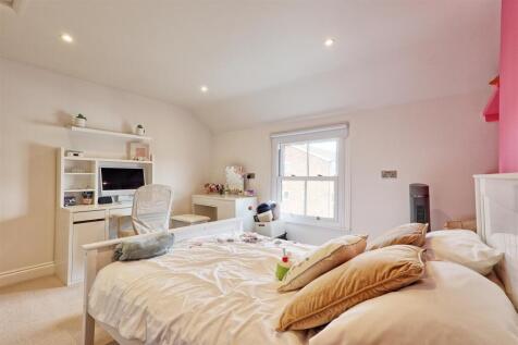 IMG_2006_7_8_easyHDR-interior3.jpg