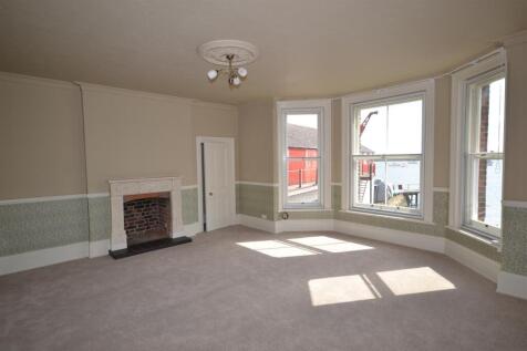 11A the High Street 023.JPG