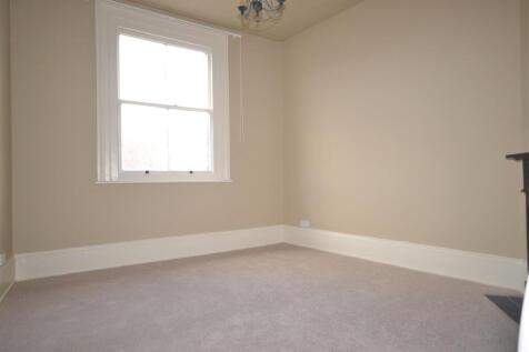 11A the High Street 049.JPG