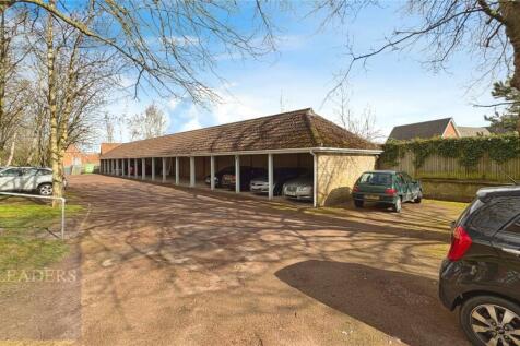Carport &#43; Parking