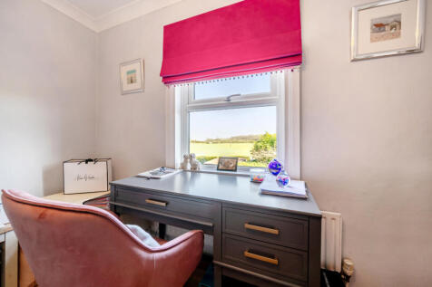 Bedroom &#43; View