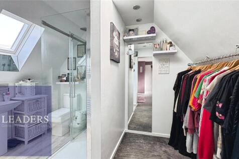 Dressing &#43; Ensuite