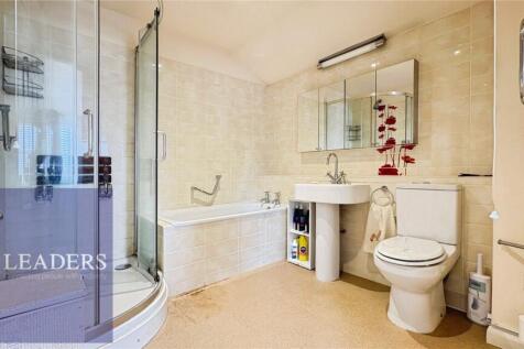 4 Piece Suite