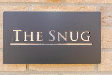 Snug