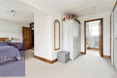 Bedroom / Dressing