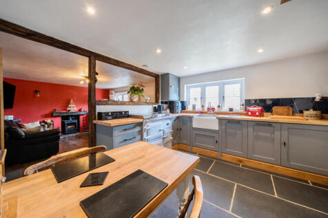 Kitchen / Diner