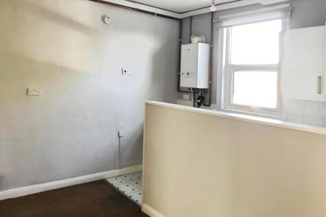 Living Room/Kitchen