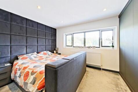 Bedroom.jpg