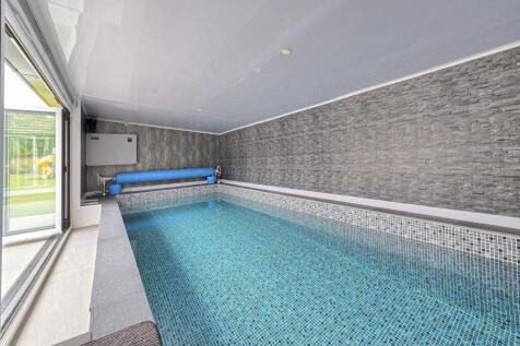 Swimming Pool.jpg