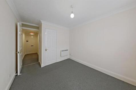 Bedroom.jpg