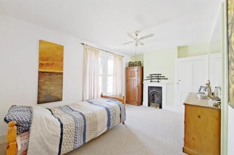 Bedroom.jpg