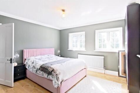 Bedroom (3)_pe.jpg