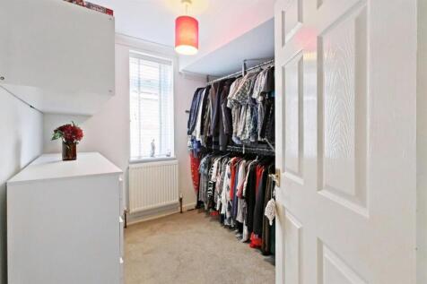 Bedroom 1 (1)_pe.jpg