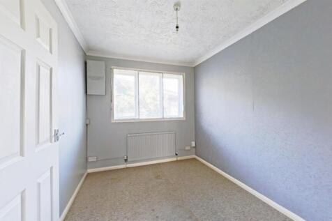 Bedroom 1 (1)_pe.jpg