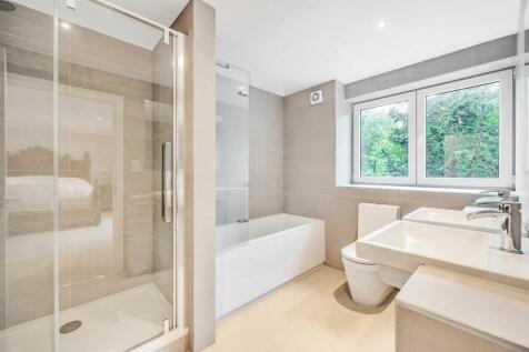 Bathrooms/En-suites