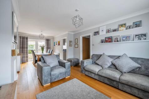 lounge / Dining Room