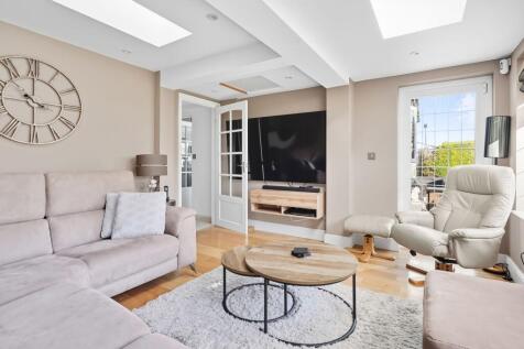 Snug / TV Room