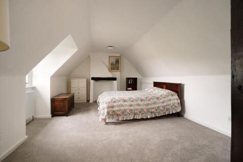 Top Floor Bedroom 5