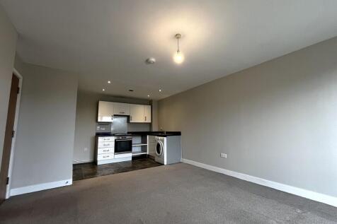 Living Room/Kitch...