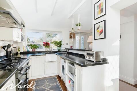 e97f1ba3-Kitchen