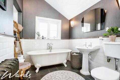 6e555658-Bathroom