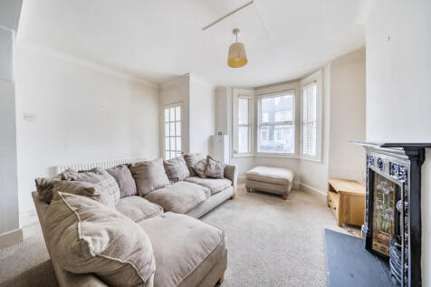 1369387-5-68f0a4b...