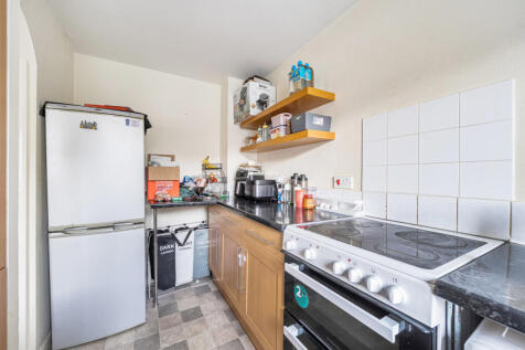 1377269-7-691c415...