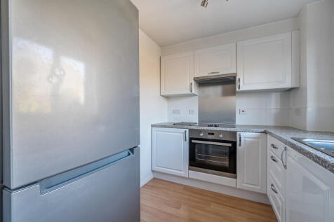 1384042-17-692071...