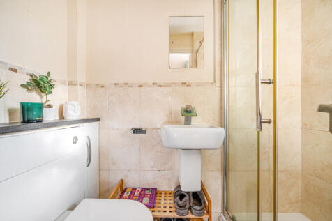 1381052-12-692596...