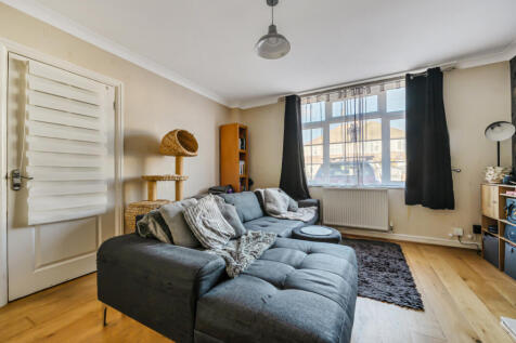 1381052-18-692597...