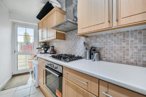 1374962-7-690dcbb...