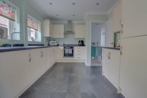 128NevendonRoad-23.jpg