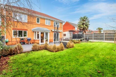 23 TWINSTEAD 2025 REAR GARDEN-5.jpg