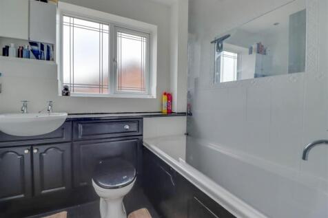 43 WETHERSFIELD WAY INSIDE.jpg