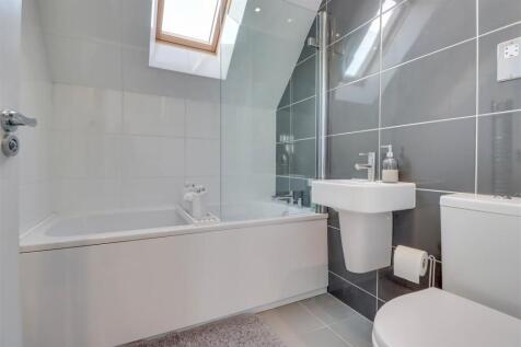 24 LOUVAINE INSIDE-16.jpg