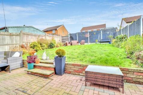 17 Pebmarsh Drive_-28b.jpg