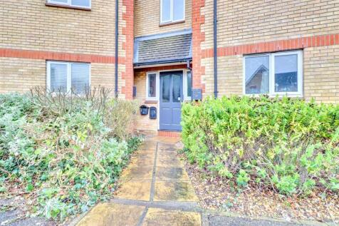 12 HEADINGLEY CLOSE-16.jpg