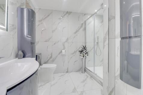 93 SWAN LANE INSIDE 2024 (11).jpg