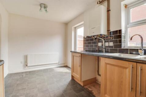 41 WALLACEE DRIVE INSIDE-8.jpg