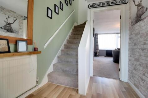 8A RUNWELL ROAD-4.jpg
