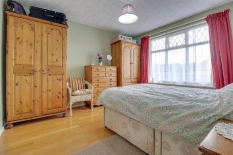 14 LABURNAM AVENUE-2.jpg