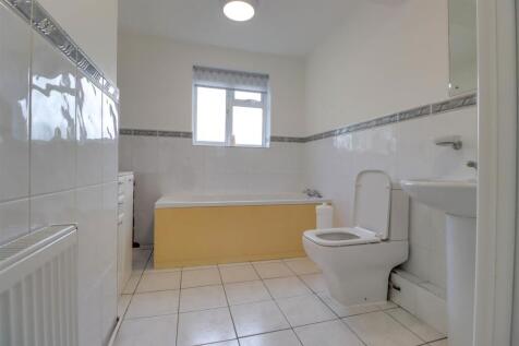 14 LABURNAM AVENUE-5.jpg