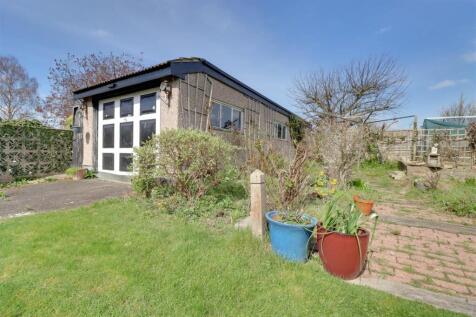 14 LABURNAM AVENUE-13.jpg