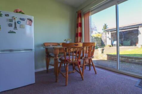 14 LABURNUM AVENUE-2.jpg