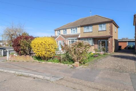 9 KINGLEY CLOSE FRONT.jpg