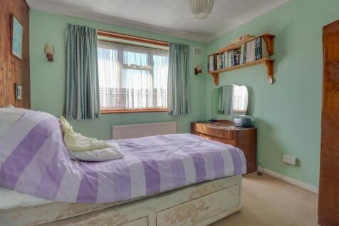 9 KINGLEY CLOSE-8.jpg