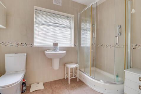 3 GLEBE ROAD WICKFORD-2.jpg