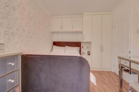 9a SOUTH BEECH AVENUE INSIDE-21.jpg