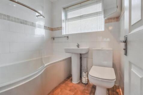 5 alma close new interior-12 doctor phot.jpg